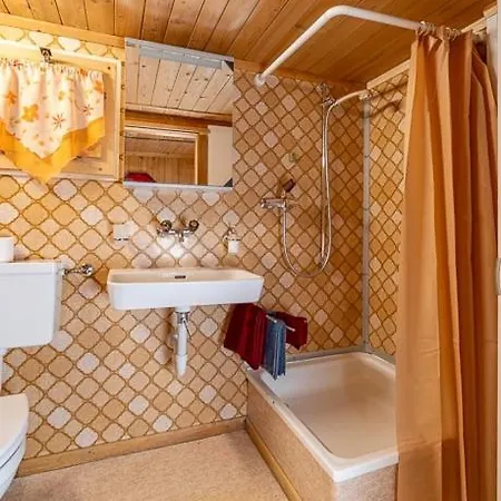 Authentic Swiss Farm In The Alps Fireplace بيت للعطل *